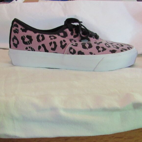 Vans Lavender and Black Leopard Print Sneakers Size 9 Ultracush Sole EUC - Picture 8 of 13